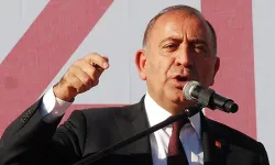 CHP İstanbul’da kriz büyüyor: Tekin’in üyelik aidatı tartışmaya yol açtı!
