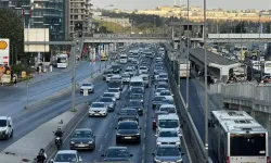 Okullarda uyum haftası başladı: Ankara'da trafik kilitlendi