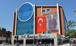 Karabağlar Belediyesi’nde CHP’li 9 belediye meclis üyesi istifa etti