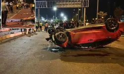 İskenderun’da otomobil kaldırımdaki yayalara çarptı: 3 ölü, 3 yaralı