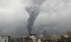 İsrail'in yeni hedefi: Yemen'in başkenti Sana'ya hava saldırısı düzenledi!