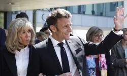 Fransa Cumhurbaşkanı Macron'un eşi vergi sisteminde erkek olarak listelendi