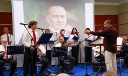 "Her Telden Müzik Topluluğu" Ankara'da Cumhuriyetimizin 102. yılına özel konser düzenledi