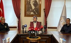 CHP’li meclis üyesi para dolu çantayı alırken görüntülendi! Soruşturma başlatıldı!