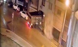 İzmir Bayraklı’da freni boşalan kamyon eve girdi: “Önlem için ölüm mü bekliyoruz?”