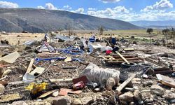 Ankara’da hortum dehşeti! Çatılar uçtu, konteyner ev can aldı