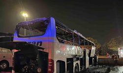 AŞTİ otoparkında korkutan yangın! Otobüs alev alev yandı
