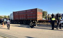 Elazığ’da feci motosiklet kazası: Park halindeki kamyona çarptı, 1 ölü 1 yaralı!