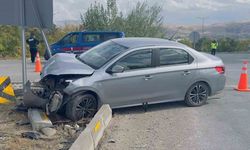 Kırıkkale’de kavşakta feci kaza: İki kişi yaralandı