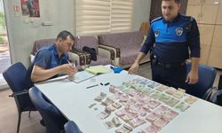 Mersin'de dilenci kadın hayrete düşürdü: Yarım saatte bin 32 lira topladı!