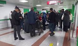 Okulda son ders zili faciası: Birbirinin üstüne düşen 23 öğrenci yaralandı!