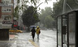 Meteoroloji 8 il için sağanak alarmı verdi! Şemsiyesiz çıkmayın!