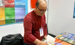 Selçuk Silsüpür Başkent’te kitaplarını imzaladı