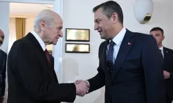 CHP lideri Özel'den Bahçeli'ye sert sözler: "Konuşmayan bir tek sensin MHP'li"