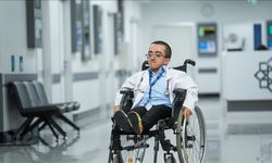 Kemik Hastalığını Yenen Genç Hekimlik Hayaline Ankara’da Ulaştı!