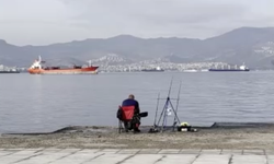 İzmir'de korkunç olay: Balık tutarken oltasına kafatası takıldı!