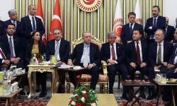 Erdoğan ile Davutoğlu'nun fotoğrafı gündem olmuştu... Gelecek Partisi'nden açıklama!