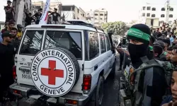 Gazze’de esir takası tamamlandı: Rehineler serbest, Filistinliler yola çıkıyor!