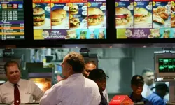 Dev fast food zincirinde şok çöküş! 500 şube bir gecede kapandı