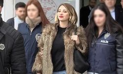 Feyza Altun canlı yayında gözaltı listesinde olduğunu inkâr etti, polis kapısına geldi!