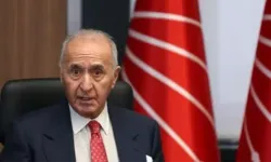 Eski CHP lideri Hikmet Çetin zatürre teşhisiyle hastaneye kaldırıldı
