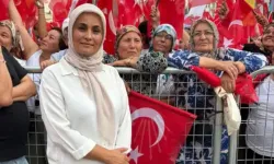 CHP'de istifa fırtınası devam ediyor! Menzil Çakmak görevinden istifa etti!