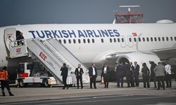 Özgürlük Filosu aktivistlerini taşıyan THY uçağı İstanbul'a indi