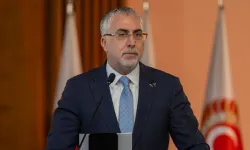 Vedat Işıkhan’dan İzmir çıkışı: "Dağlarda çiçek değil çöp yığınları büyüyor"