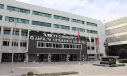 Antalya Büyükşehir Belediyesi’nde rüşvet soruşturması: 8’inci dalga operasyonda 8 gözaltı