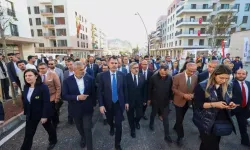 Bakan Murat Kurum tanıttı: Yabancı gazeteciler Hatay’daki yeniden imara hayran kaldı!