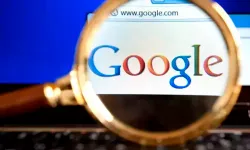 AB, Google’a soruşturma başlattı: Haber sitelerini aramalarda geriye ittiği iddiası inceleniyor