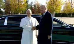 Cumhurbaşkanı Erdoğan Papa 14. Leo’yu resmi törenle karşıladı!