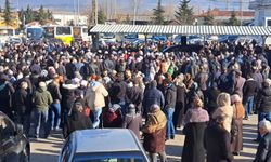 64 umreci dualarla kutsal topraklara uğurlandı