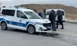 Çorum’da ekip aracı ile hafif ticari araç çarpıştı: Bir polis yaralandı