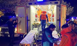 Açık Deniz'de can pazarı: Yanan gemiden tahliye edilen mürettebat hastaneye götürüldü