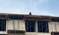 Bolu'da Maaşlarını Alamayan İşçiler Çatıya Çıktı: 3,5 Milyon Liralık Alacak Krizi