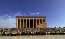 Fenerbahçe gençleri Anıtkabir’de Atatürk’ü andı