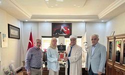 İslam'dan etkilenen Polonyalı gazeteci Antalya’da Müslüman oldu