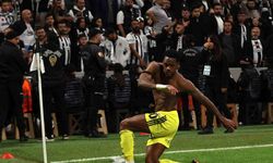 Jhon Duran derbide sahne aldı: İlk golünü Beşiktaş’a attı