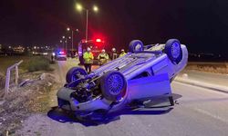 Karaman’da korku dolu anlar! Otomobil takla attı, 2 kişi yaralandı