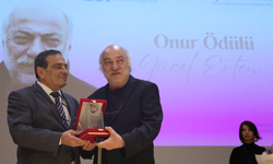 Ankara’da Tiyatro Coşkusu: Festival Ödüllerle Perde Açtı