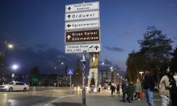 Ankara’da başlayan tabela akımı Sivas’a sıçradı!