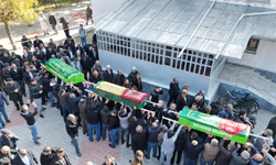 Gıda faciasında ölen anne ve çocukları toprağa verildi