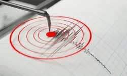 Kütahya Gediz'de 4 büyüklüğünde deprem: Çevre illerde panik yaşandı