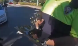 Polis ve motorcunun takipçi diyaloğu sosyal medyayı güldürdü
