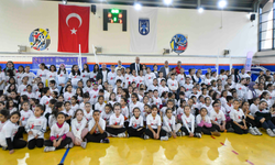 Ankara'da çocuklara spor desteği: Yeni voleybol okulu hizmete girdi