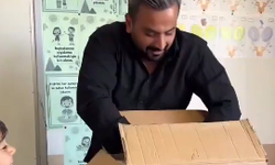 Van’da Öğretmenler Günü sürprizi! Kutudan horoz çıktı!