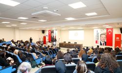 Cumhuriyeti Kuran Lider: Atatürk Konferansı Ankara'da Düzenlendi