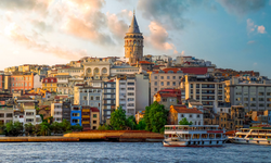 Maltepe’de denizde korkunç olay: Yüzmek için girdiği deniz hayatına mal oldu