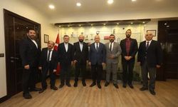 YENİMAHALLE ROTARY KULÜBÜ FETHİ YAŞAR'I ZİYARET ETTİ